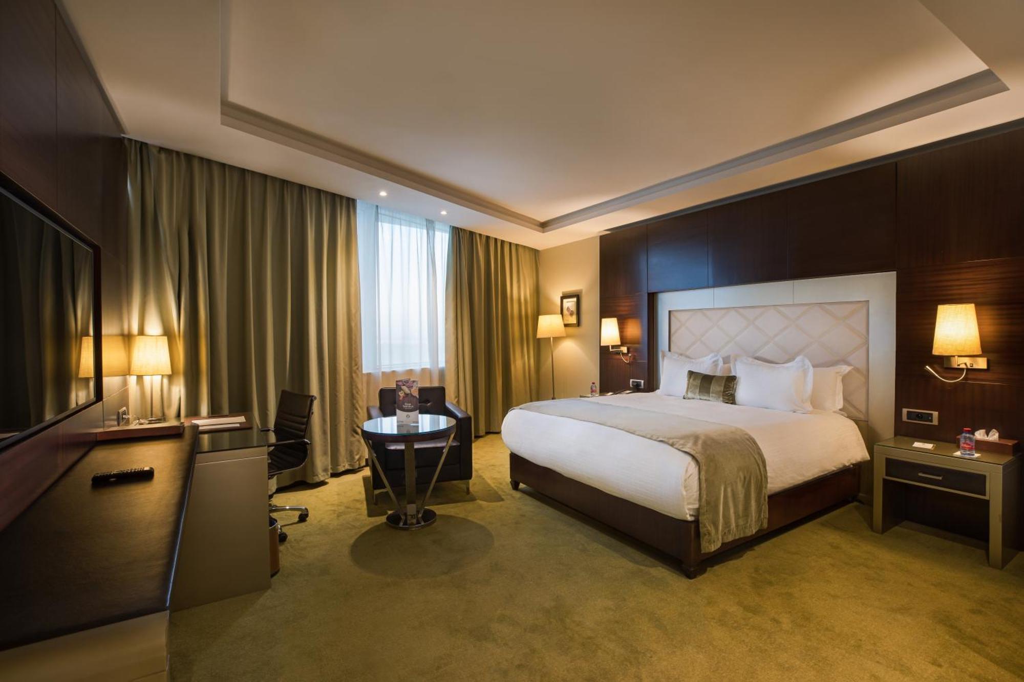 Grand Mogador City Center Casablanca Exterior foto Executive Suite